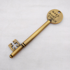 Bán buôn thiết kế miễn phí tùy chỉnh trống phím nhà cửa xe Brass kẽm đồng minh bạc mạ vàng mềm Men in ấn tùy chỉnh kim loại phím - Product Image 5