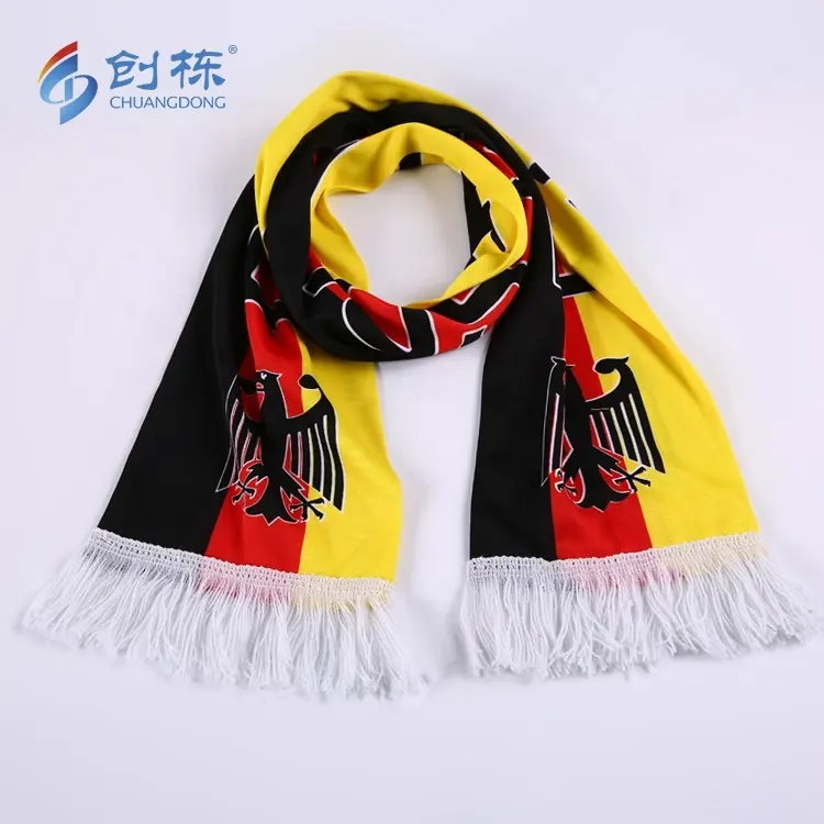 Free sample Chuangdong high quality polandia custom no minimum national day USA UAE knit mini fans football scarf