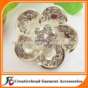 Vintage de diamantes de imitación glam pin de la broche - Product Image 1