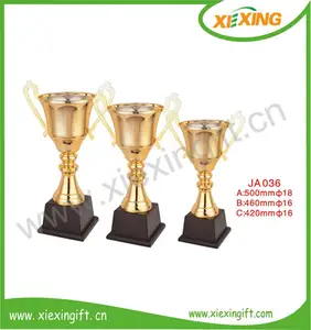 moderno diseño de base de madera en blanco plateado de oro barato champing trofeos