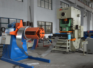 Automatisch einstellbare 100-500mm Kabel rinnen herstellungs maschine Rollen form maschine - Product Image 4