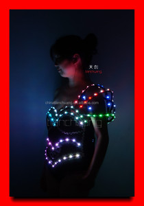OEM Personalizado por Usted Mismo en este Elegante Vestido de Traje de Baile Brillante LED - Product Image 5