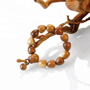 Bracciali con Perle di Preghiera Buddiste in Legno Naturale, <span class=keywords><strong>Rosario</strong></span> Buddista a Forma di Cuore in Legno per Uomini e Donne - Product Image 2