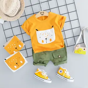 Estilo atractivo de los niños de verano de manga corta traje de estilo coreano bebé perro patrón impreso traje de ropa