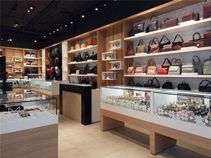 Conception de <span class=keywords><strong>comptoir</strong></span> de magasin de montres en rendu 3D, vitrine de montres, conception de <span class=keywords><strong>comptoir</strong></span> de vente au détail pour l'affichage de bijoux et de montres-bracelets - Product Image 4