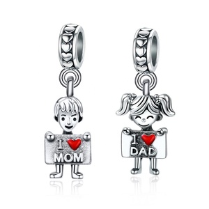 Amuletos de Plata de Ley 925 personalizados 'I Love Mom Dad' con bonitos colgantes chapados en rodio para niños y niñas, joyería, regalo perfecto - Product Image 2