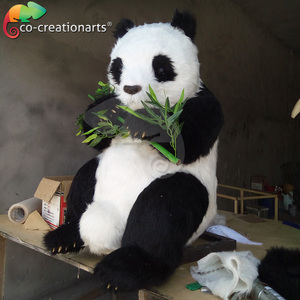 Modello Animatronico di Panda a Grandezza Naturale in Vendita - Product Image 4