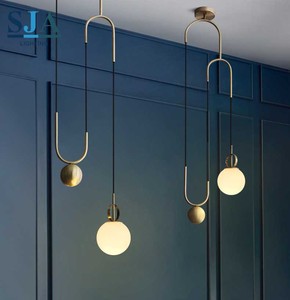 Lustre de salle à manger moderne, lampe créative et originale, lustre à <span class=keywords><strong>boules</strong></span> de verre dorées - Product Image 1