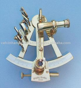 Sextant nautique artisanal en laiton massif, instruments nautiques, instruments de navigation, cadeau pour un anniversaire, décoration de la maison - Product Image 3
