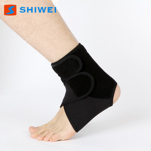 Attelle de cheville imperméable à compression Attelle de cheville imperméable pour la récupération des blessures - Product Image 1