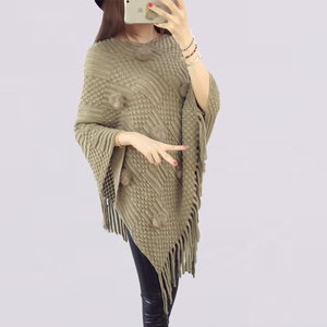 Factory Custom Knitted Style Women <strong>Infinity</strong> Cappa Shawls Pilling Acrylic Material Ball Accessories <strong>Scarf</strong> - Product Image 3