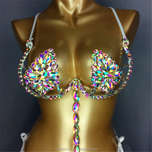 Costumes de carnaval brésiliens faits à la main de haute qualité pour femmes, costumes de fête de carnaval NCC 014 - Product Image 1