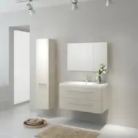 Шкаф-зеркало для ванной комнаты с 3 дверцами и надстройкой для бритья