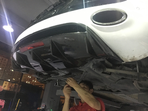 Difusor de Parachoques Trasero de Fibra de Carbono <span class=keywords><strong>R8</strong></span> para Audi <span class=keywords><strong>R8</strong></span> V10 <span class=keywords><strong>Spyder</strong></span> Convertible de 2 Puertas 10-15 - Product Image 4