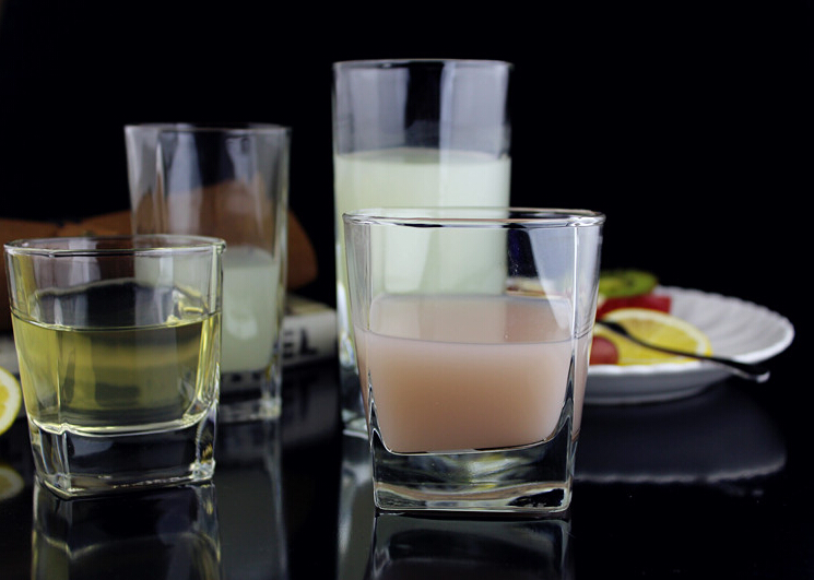 Square Bottom Whisky Glass Manufacture Clear Drinking Glass