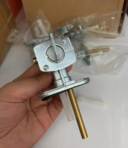 Para <span class=keywords><strong>Kawasaki</strong></span> <span class=keywords><strong>EN</strong></span> EX <span class=keywords><strong>500</strong></span> 600 para Ninja <span class=keywords><strong>Vulcan</strong></span> nueva válvula de tanque de gasolina de combustible Cock Petcock sistemas de cuerpo de motocicleta - Product Image 6