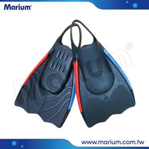 ครีบยางแข็ง สีแดง/ดำ/น้ำเงิน ระบายน้ำเร็ว ชุดครีบสำหรับเล่นเซิร์ฟระดับมืออาชีพ - Product Image 2