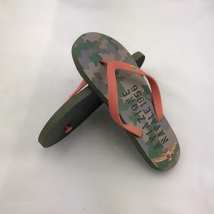 <span class=keywords><strong>Tongs</strong></span> pour hommes, drapeau brésilien personnalisé, <span class=keywords><strong>pas</strong></span> <span class=keywords><strong>cher</strong></span>, fabrication OEM, meilleur prix, drapeau brésilien, vente en gros, - Product Image 1