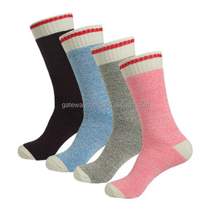 महिलाओं के खेल पोशाक तकिया एकमात्र काम मोजे - Product Image 1