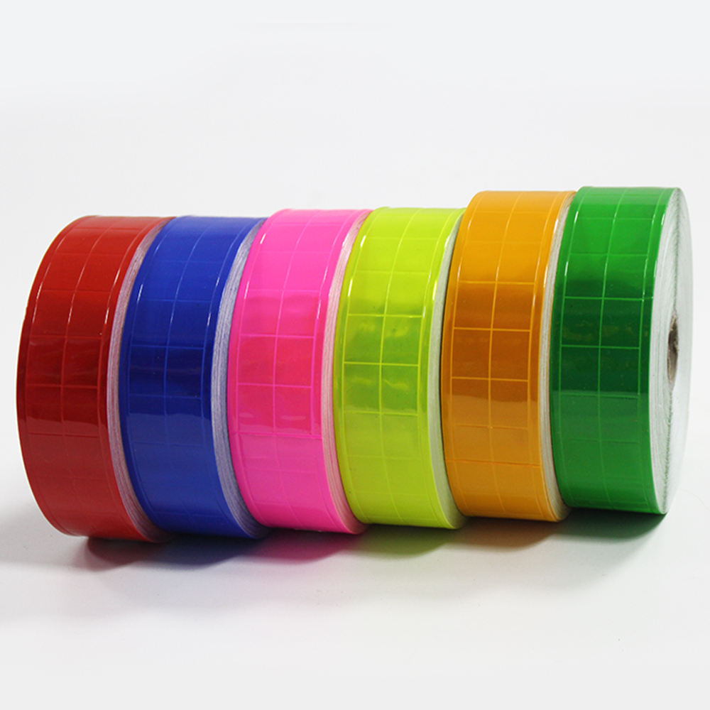 Rouge, blanc, jaune, vert, bleu