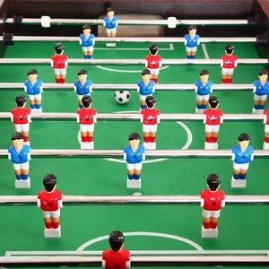 Jeu de table de football Kicker de 56 pouces Couleur de grain de bois <span class=keywords><strong>marron</strong></span> Sports d'intérieur Tables de football pour pieds de bébé - Product Image 3