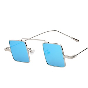 <span class=keywords><strong>Occhiali</strong></span> <span class=keywords><strong>da</strong></span> <span class=keywords><strong>Sole</strong></span> Vintage Unici per Uomo, Montatura Quadrata, <span class=keywords><strong>Occhiali</strong></span> <span class=keywords><strong>da</strong></span> <span class=keywords><strong>Sole</strong></span> Classici Steampunk per Donna, Design di Marca, <span class=keywords><strong>Lenti</strong></span> <span class=keywords><strong>Colorate</strong></span> Effetto Mare, Protezione UV400 - Product Image 6