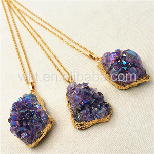 WT-N832 Amazing Natural Amethyst Cluster con el collar del encanto del Color del Ángel de la llama, amatista encantadora con el collar del encanto chapado en oro - Product Image 3