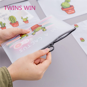 Promotion Vente en gros Offre Spéciale personnalisé Nouvelle mode Petit étui à crayons <span class=keywords><strong>Cactus</strong></span> de meulage Transparent frais. - Product Image 4