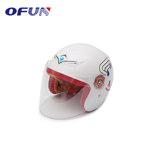OFUN Venta caliente <span class=keywords><strong>de</strong></span> <span class=keywords><strong>diseño</strong></span> personalizado <span class=keywords><strong>de</strong></span> plástico moto casco para los niños - Product Image 3