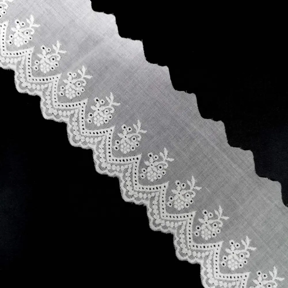 Smerlato Disegno bianco del ricamo del cotone del merletto del Fiore della disposizione di occhiello lace per abbigliamento