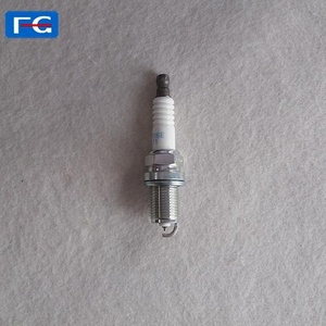 Pezzi di ricambio <span class=keywords><strong>auto</strong></span> di alta qualità per <span class=keywords><strong>auto</strong></span>/candela automatica in platino 27410-23700/candela in platino IFR6E-11 IFR5G-11 per parti del motore dell'<span class=keywords><strong>auto</strong></span> - Product Image 2