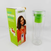 Bouteille d'eau détox en Tritan écologique de 25 oz avec infuseur, nouvelle bouteille d'eau infuseur de fruits 2016, 800 ml, matière première plastique