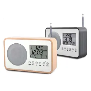 wholesale cheap radio controlled digital chess wood frame table clock FM/AM radio clock for elder