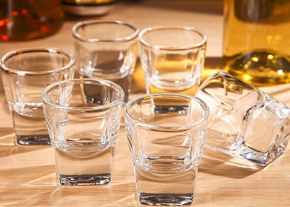 Haonai square shape 15ml mini shot glass liquor glass wholesales glass