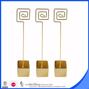 Or cube base bar table nombre stand - Product Image 1