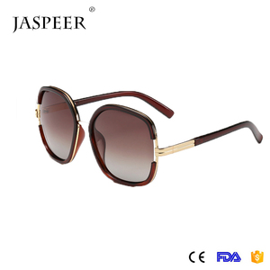 Jaspeer nuevas gafas <span class=keywords><strong>de</strong></span> <span class=keywords><strong>sol</strong></span> metal oversize irregular para mujer gafas <span class=keywords><strong>de</strong></span> <span class=keywords><strong>sol</strong></span> classic drive polarizado <span class=keywords><strong>Sol</strong></span> al por mayor - Product Image 3
