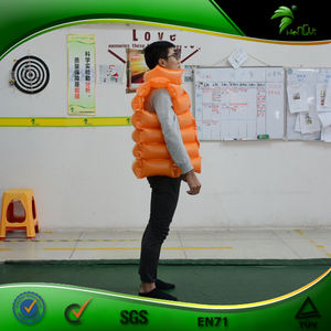 Jujia-veste de sauvetage gonflable en forme de radeaux, taille personnalisée, pour <span class=keywords><strong>piscine</strong></span>, extérieur, avec boule flottante, prix d'usine - Product Image 2