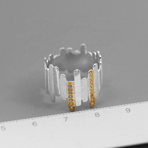 Loto divertente all'ingrosso nuovo fatto a mano in zircone naturale stile minimalista linee parallele anello in <span class=keywords><strong>argento</strong></span> 925 Sterling alta gioielleria per le donne - Product Image 5