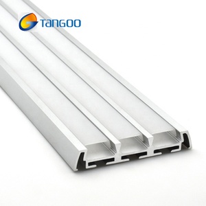 Superfície Montada Triple Row <span class=keywords><strong>Led</strong></span> Perfil De Extrusão De Alumínio Para Três Tiras De <span class=keywords><strong>LED</strong></span> - Product Image 1