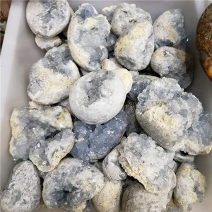 أجزاء أرضية من الكريستال الأزرق الطبيعي سليسيت بالجملة أجزاء أرضية من الكوارتز الخشن للزينة - Product Image 6