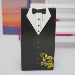 Venta al por mayor Hot Stamp novia y novio boda Favor caja de papel con cinta de seda - Product Image 3