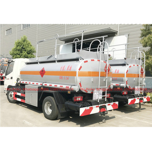 Camion-citerne à carburant Foton à prix réduit avec distributeur, 5000 litres, camion-citerne à huile diesel en vente - Product Image 3