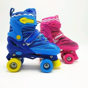 Chaussures de patins à roulettes pour enfants, nouveau style, haute qualité, <span class=keywords><strong>4</strong></span> <span class=keywords><strong>roues</strong></span>, double 2 en 1, édition 2022 - Product Image 1