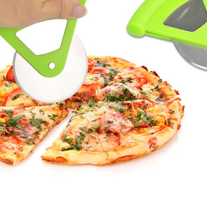 Elenco dei produttori gadget da <span class=keywords><strong>cucina</strong></span> ruote in acciaio inossidabile ruota per taglierina per Pizza con copertura protettiva di sicurezza - Product Image 2