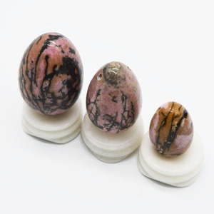 Auténticos huevos <span class=keywords><strong>de</strong></span> Rodonita Yoni al por mayor, artesanías <span class=keywords><strong>de</strong></span> piedra semipreciosa Natural para la salud pélvica, recuperación posparto, bienestar Sexual - Product Image 2