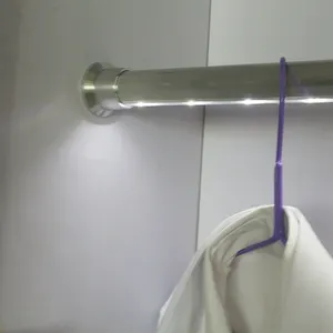 LED Hanger Light Automatic Hanging Rail Led ricaricabile light batterie ricaricabili LED <span class=keywords><strong>armadio</strong></span> Rail Bar Light - Product Image 1