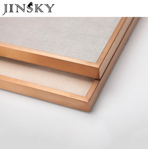 JINSKY-soporte de exhibición de Joyas de metal dorado, bandeja de exhibición de Joyas de lino y cuero