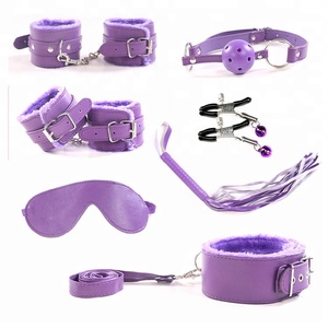 Érotique Positionnement Bandage 7 pcs/ensemble Faux En Cuir Fétiche Retenue Bondage Kit Fouets Menottes Collier - Product Image 2