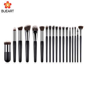 DailyQueen Juego de <span class=keywords><strong>brochas</strong></span> de maquillaje negras de lujo de 18 piezas Base única Delineador de ojos Ceja Sombra de ojos Calidad del Reino Unido - Product Image 1
