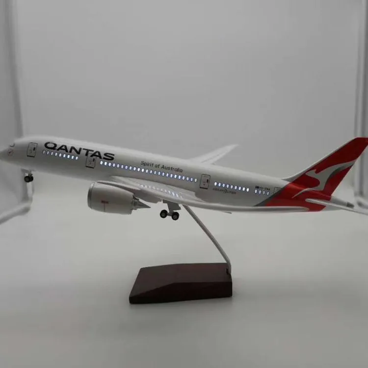 Hoge Kwaliteit Qantas 43Cm A380 Au Led Vliegtuig Model Voice Control Passagier Hars Vliegtuig Model 1:130